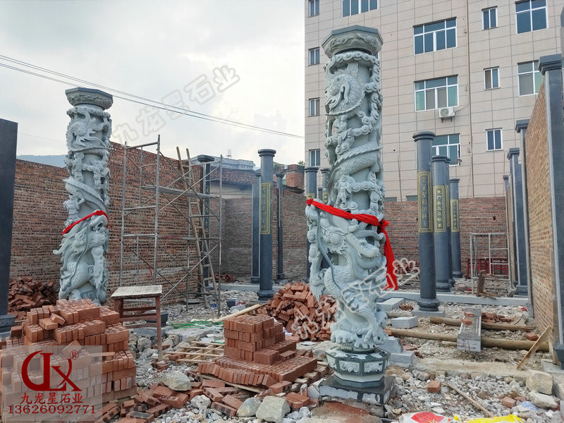 莆田案例:青石石雕龍柱 芝麻灰石雕圓柱